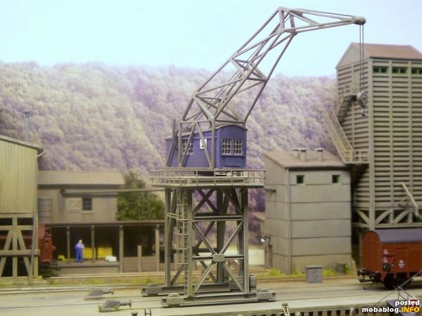 Ebenso Kamin, Kranseil und Kranhacken
