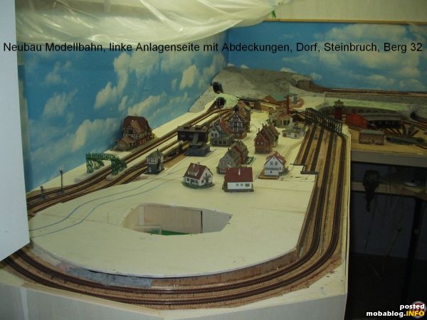 Rohbau des rechten Anlagenteiles mit Abdeckungen