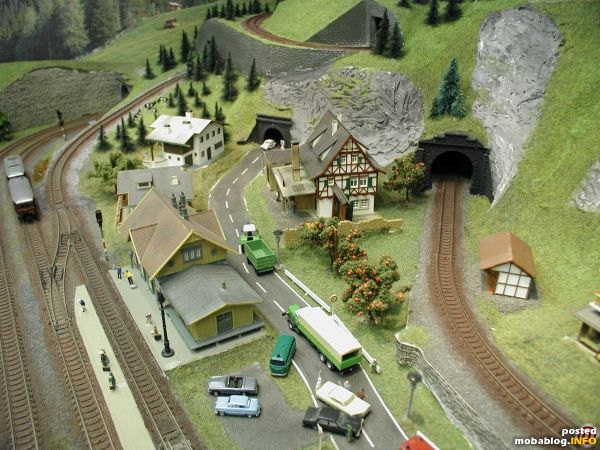 Dorfstrasse hinter Talstation