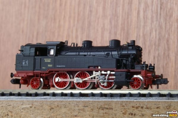 Das Modell, so wie ich es bekam: 75 1010 der DRG mit Original-Rädern und -Steuerung