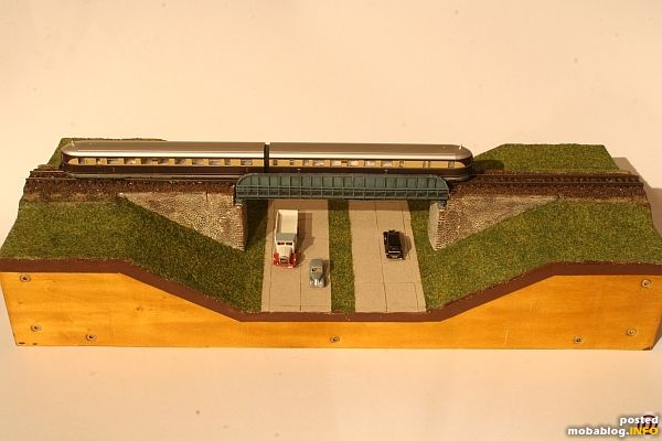 Schnellverkehr der 30er Jahre auf 15x40cm