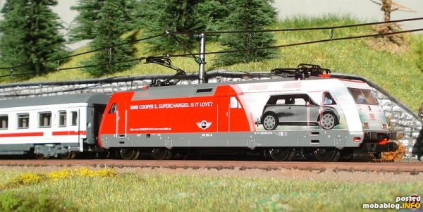 Die Mini-Werbelok der BR 101 von Roco...