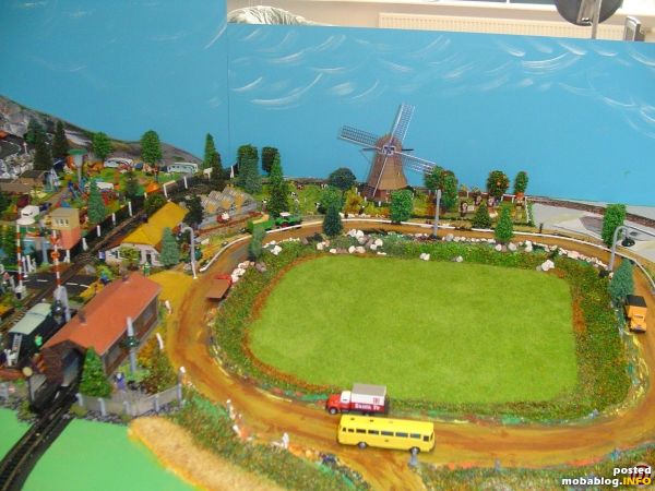 Hier het stukje waar het polderlandschap gebouwd gaat worden. Een klein stukje is al af.