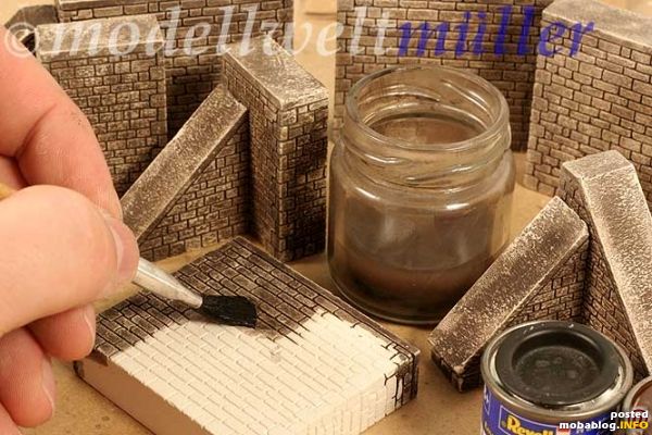 ...und dann mit Revellfarben koloriert. Weitere Versuche mit den neueren Acrylfarben Revell Aqua haben ebenfalls gut funktioniert. Allerdings habe ich da dann Spiritus als Verdünnung verwendet.