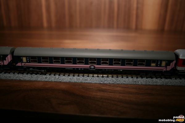 Ergänzt wird der Nachtzug von 2 SNCB Liegewagen