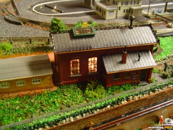 Die lokomotive schuppen auf de terrasse.