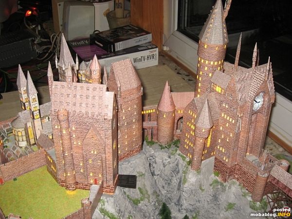 Das Schloss Hogwarts beleuchtet