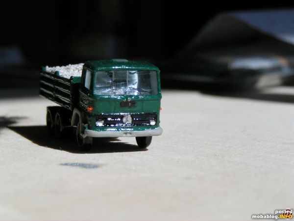 Und hier das Endprodukt. Ein Kipper der Transport Union Dortmund.
Ich für meinen Teil finde Ihn gelungen. Auf jedenfall besser als das Serienmodell.