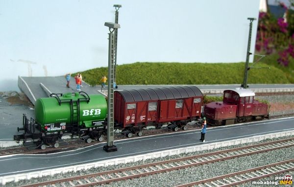 Abfahrbereit mit Rollbockzug
die Rollböcke sind von Besenhardt