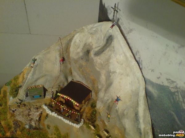 Der "neue Berg" noch mal aus der Vogelperspektive.
Einfach nur zum Genuss, ohne weiteren Kommentar.
