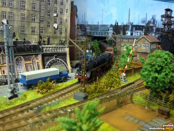 Kohlenzug mit BR 41 wartet auf Hp1