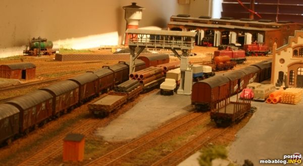 View over the yard, lots of shunting going on here.