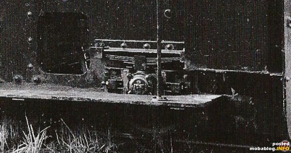 Das originale Achslager inkl. der Tragfeder an einer Henschel Kö II Baujahr 1934 im originalem Ursprungszustand.
Diesen Ursprungszustand soll ja auch zum Schluß der kompletten Umbauarbeiten die BRAWA Kö II darstellen!