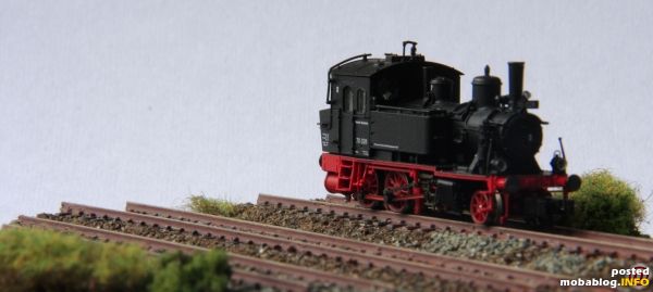 Kleine Fahrzeuge lassen sich auf dem Schotterdiorama besonders gut ablichten.
