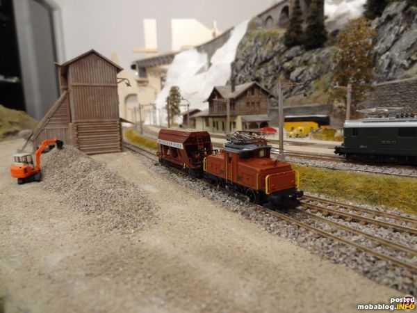 In Wasserau wird kein Kies abgebaut, wohl aber auf die Bahn verladen.
