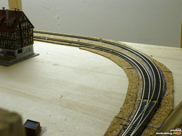 Rechte Bahnhofsein / -ausfahrt
weitere Fotos folgen