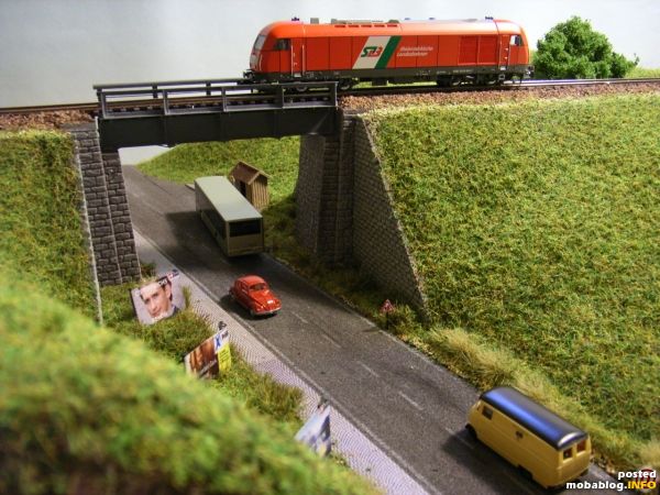 Die Rückseite des Moduls mit dem Blick auf die Blechträgerbrücke (Hack-Modell).