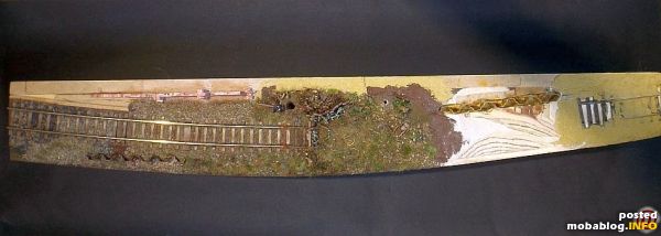 Der Modellbau und alle Aufnahmen in diesem Beitrag wurden in der Baugröße H0 auf diesem Ansatzsegment für ein Westentaschen - Modul mit den Maßen von