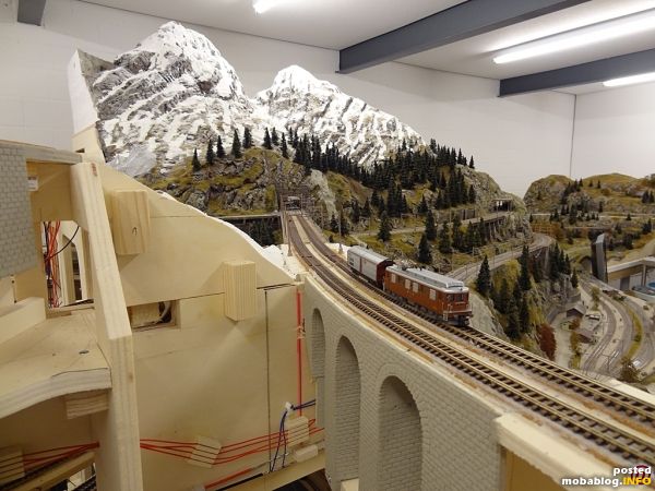 Blick von der anderen Seite auf die mittlere Brücke.