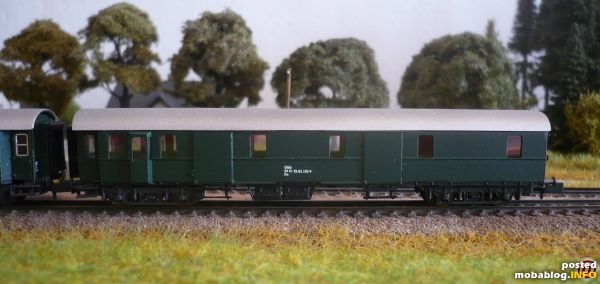 Der Gepäckwagen mit der Zugführerkanzel.