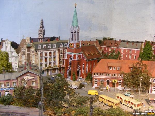 Die Kirche in der Altstadt ist erst vor ca. einem halben Jahr hier