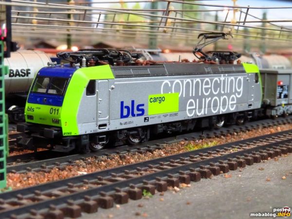 Re 485 Connecting Europe der BLS Cargo 