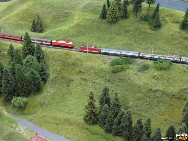 Eine zweite Zugbegegnung sehen wir hier oberhalb der Kalten Rinne