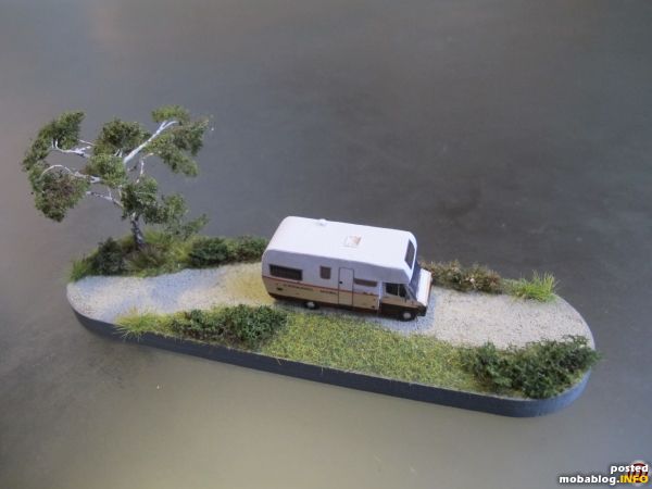 Das Karmann-Mobil unterwegs auf dem Minidiorama