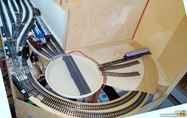 und da gibt's rechts noch das Drehscheibenprojekt...