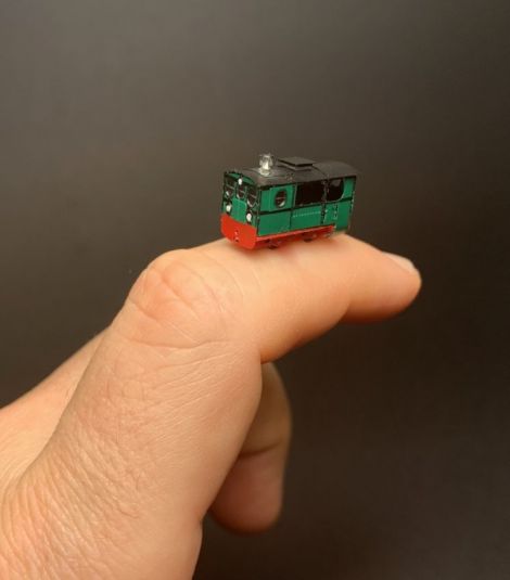 Die Plettenberg in 1:300 braucht einen Geisterwagen zum Schieben.