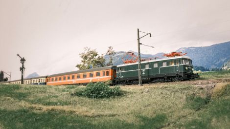 Rasch näher sie sich Oberpyrkersdorf, wo sie durchrauschen wird.