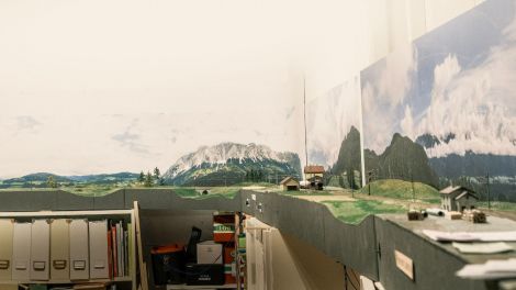 Zwei neue Hintergrundbilder eigener Karwendelfotos hat mir die Rahmenwerkstatt Thomas Eder Wien auf MDF kaschiert. Sie sind nicht fix an der Wand montiert, so dass ich sie für diverse Fotos ...