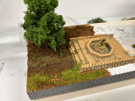 Erster Versuch wie die Bestreuung mit Gras und Erde aussehen könnte.