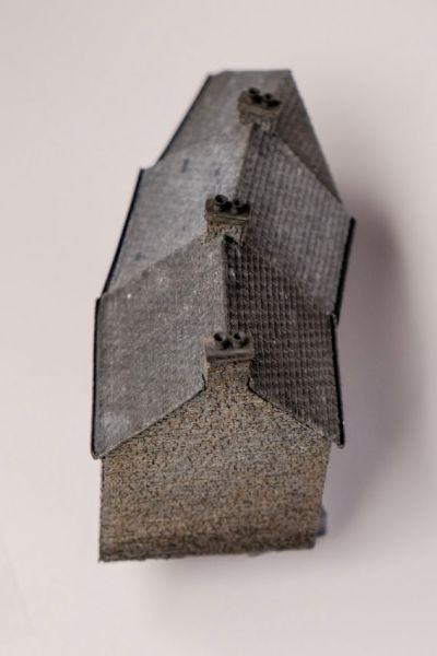 Da das Modell prim&auml;r von oben betrachtet wird, m&uuml;ssem die D&auml;cher besonders lebhaft gestaltet sein