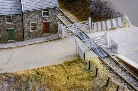 Die Gatter lassen sich umstecken in die jeweilige Position.